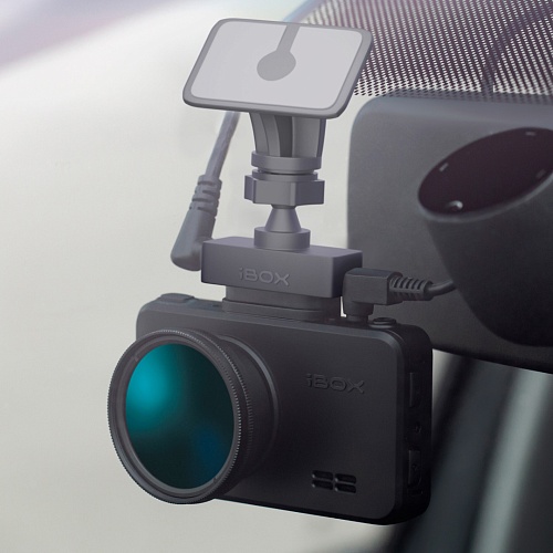 Видеорегистратор с базой камер iBOX RoadScan WiFi GPS Dual + Камера заднего вида iRC FHD11